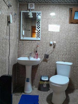 Guesthouse Luka Ushguli Buitenkant foto